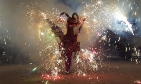 La Farnaca participa al correfoc de la Setmana Medieval de Montblanc