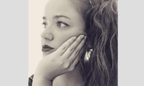 Marvi, artista convidada per donar el tret de sortida a la temporada d'estiu amb un concert al Restaurant Instint
