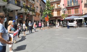 Les Àvies i Avis per la Independència lliuraran, avui a Jordi Turull, un recopilatori amb totes les activitats que han fet en aquests més de tres anys de concentracions