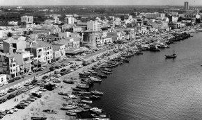 Foto aèria del port de Cambrils / Juliol de 1973