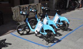 El servei de lloguer de bicicletes elèctriques sortirà a concurs públic de cara al 2022 després de les bones dades obtingudes l'estiu passat