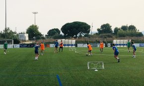 L'amateur femení F11 del Cambrils Unió es prepara per la seva estrena a la Primera Divisió
