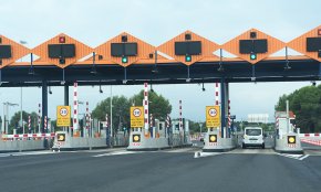 S'aixequen les barreres de l'AP-7, l'AP-2, la C-32 i la C-33 després de cinc dècades de pagament de peatges a Catalunya