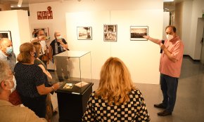 S'inaugura la macroexposició fotogràfica d'Antoni Campañà amb un recull d'imatges inèdites del Cambrils del primer tombant del segle XX 