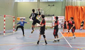 El CH Cambrils s'endú un ajustat triomf a la pista del Sant Andreu de la Barca i suma la segona victòria en dos partits