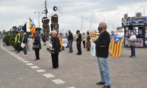 Les Àvies i Avis per la Independència escenifiquen una nova concentració silenciosa, al Port