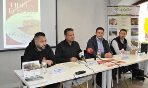 Es presenten les Jornades Gastronòmiques dels Fideus Rossos, un plat típic de la gastronomia cambrilenca