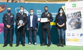 La Policia Local és guardonada pels seus serveis en favor de la protecció animal 