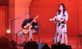 Concert íntim de Lia Sampai a la Cripta de l’Ermita