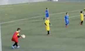 El gest esportiu del prebenjamí D del Cambrils Unió