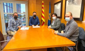 Trobada entre l'alcalde Oliver Klein i el director de Ports de la Generalitat Pere Vila