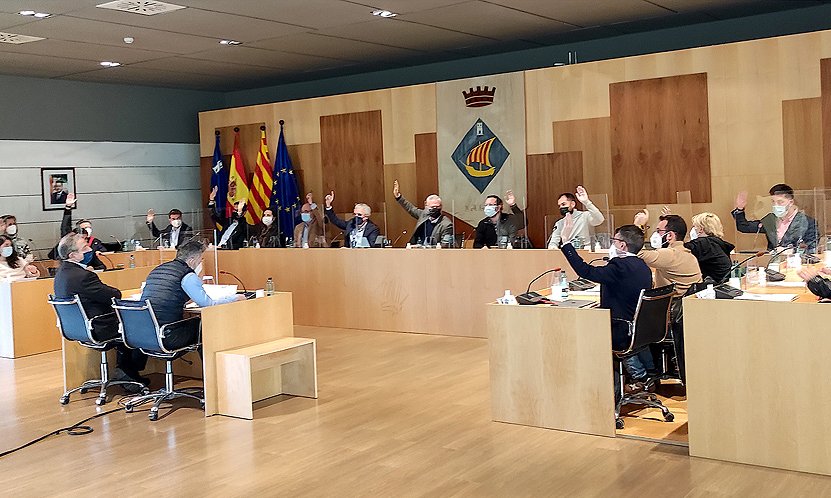 Imatge del ple extraordinari celebrat ahir a l'Ajuntament de Salou