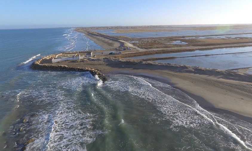 Pla aeri de l'estat de la platja de la Marquesa, el gener de 2021, un any després del temporal Glòria i just després del Filomena