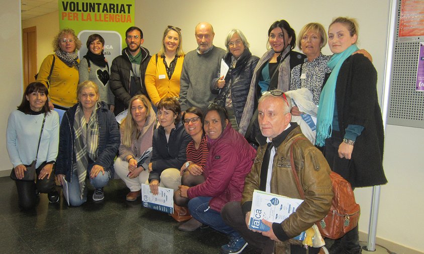 Grup de voluntaris i alumnes