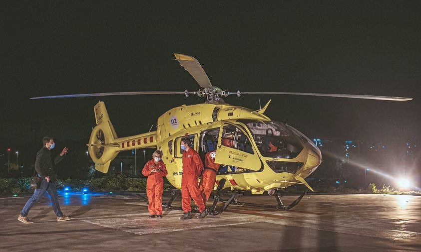 Imatge d'arxiu de l'helicòpter del Sistema d’Emergències Mèdiques (SEM), a l’heliport de l’Hospital Universitari Joan XXIII de Tarragona
