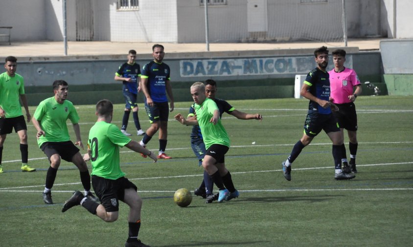 Un moment del partit entre el Marina Cambrils i la Unió Astorga, aquest passat dissabte a la tarda