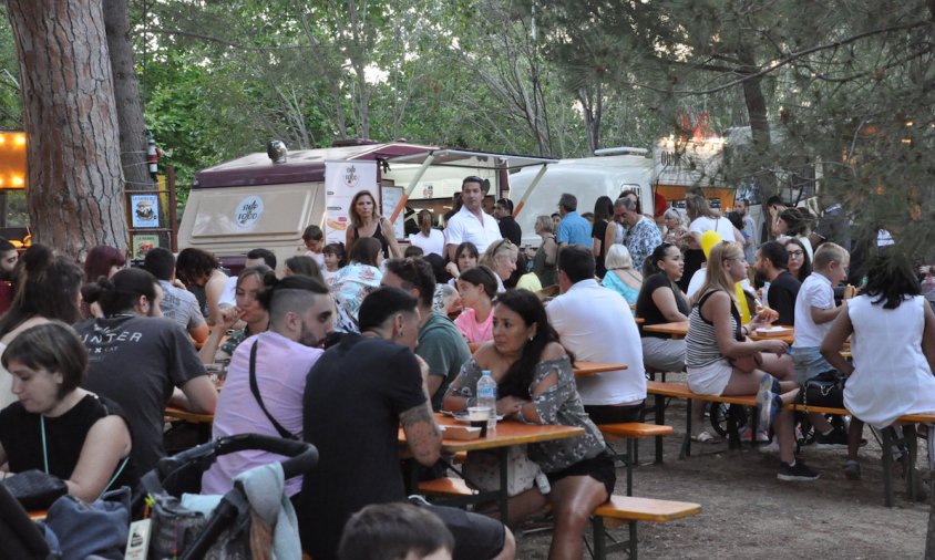 Una part del parc del Pinaret ha estat l'escenari de la Carpe Birrem –la Fira de la Cervesa Artesana– durant tot el cap de setmana
