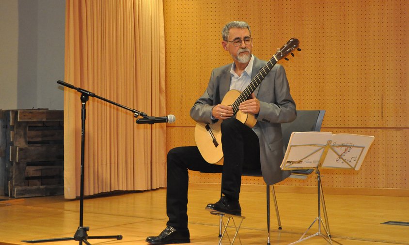 Recital de guitarra a càrrec de Miguel Javaloy