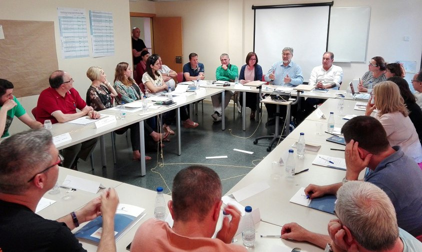 Imatge de la reunió que va tenir lloc ahir a la tarda al Centre Cultural