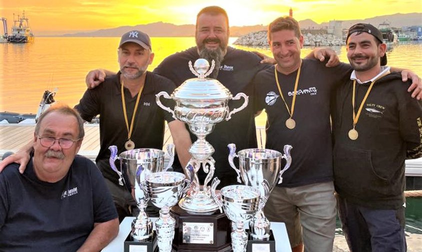 Tripulació que es va endur el concurs de pesca