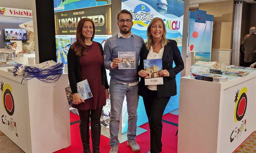 Representants dels patronats de Turisme de Cambrils i de Salou a la fira Holiday Show