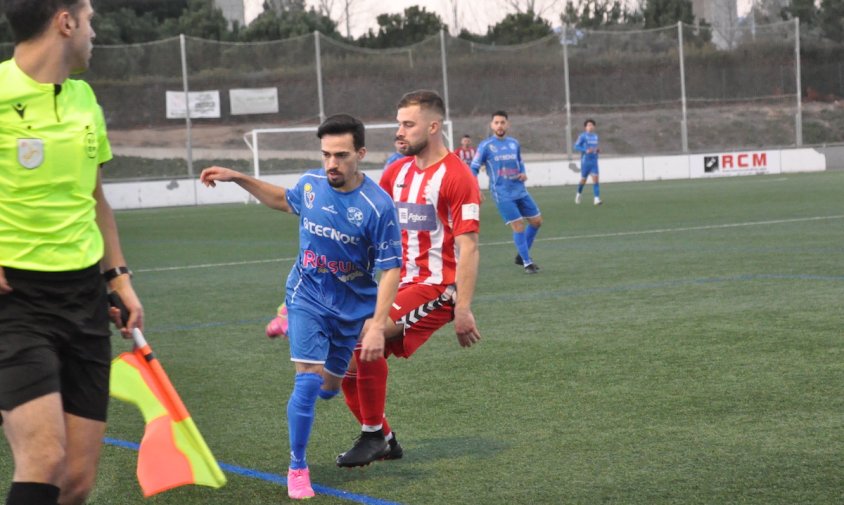 Imatge del partit entre el Cambrils Unió i el Valls, el passat dissabte a la tarda