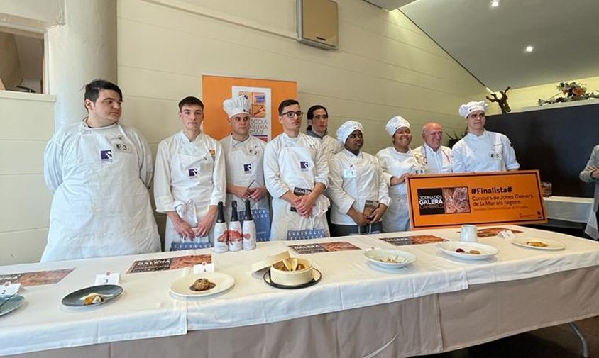 Foto dels finalistes del concurs de cuina de la galera