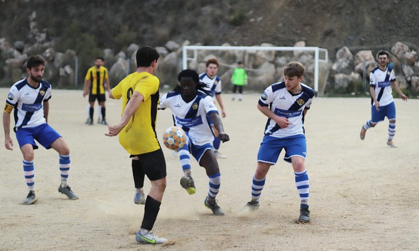 El FC Cambrils va empatar al camp del Maspujols en el darrer partit de la temporada