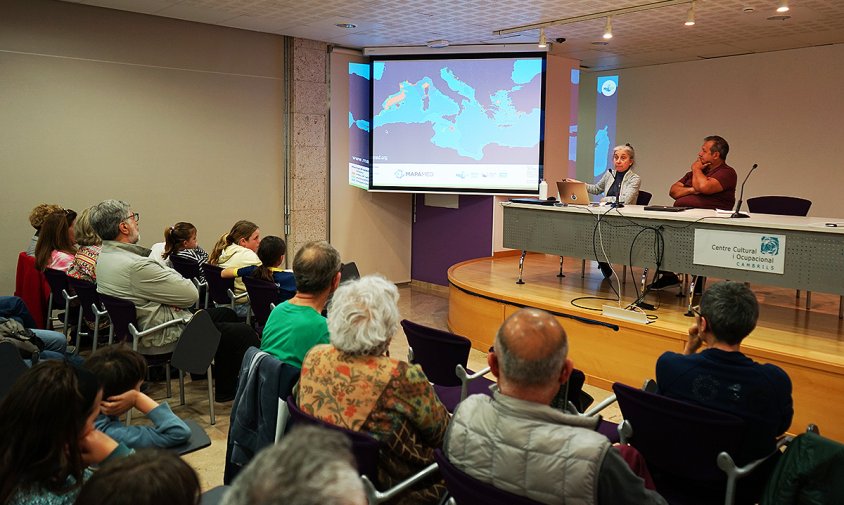 Un moment de la xerrada d'ahir sobre la posidònia, al Centre Cultural