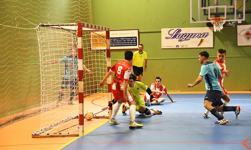 Segon gol del Mediterrani davant el Linyola B, que suposava el 2 a 0 en el marcador