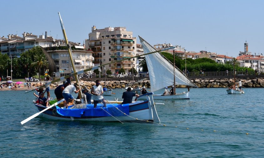 Imatge d'una embarcació de vela llatina