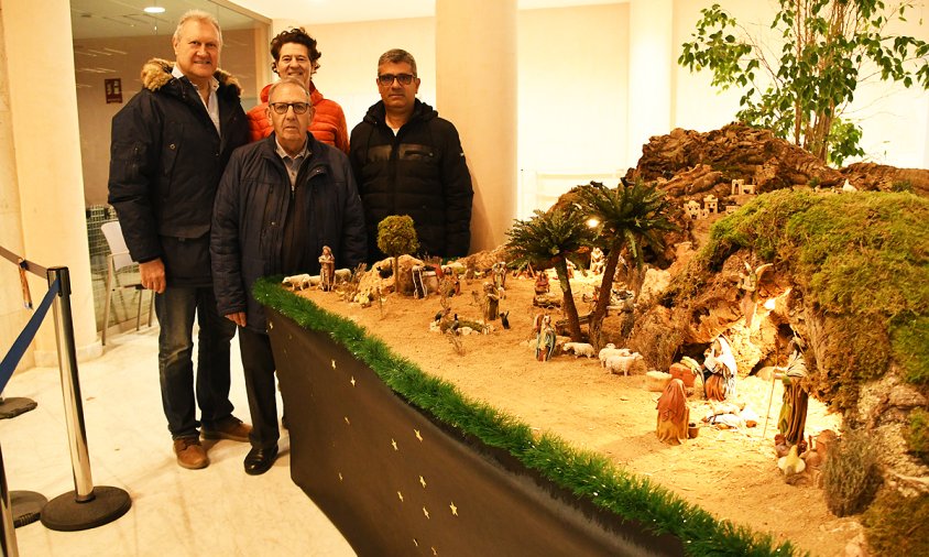 El pessebre ha estat confeccionat per l'AAA la Salle