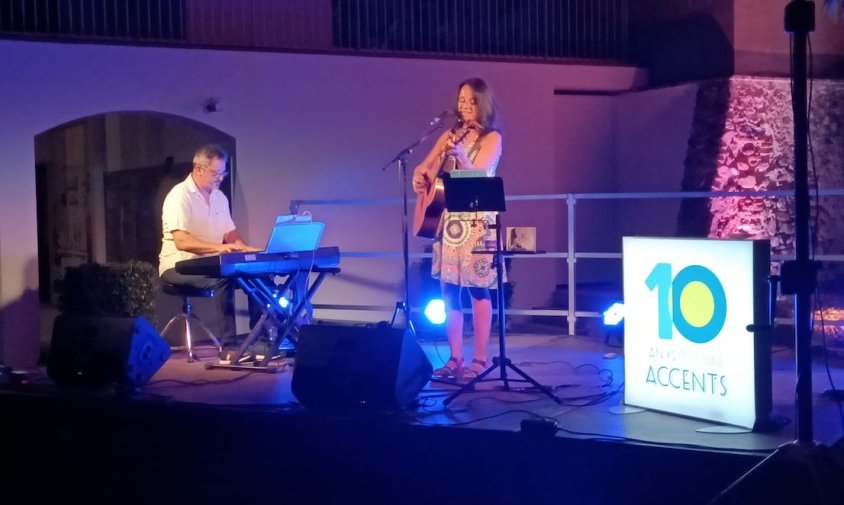 Montse Castellà va posar la música a la celebració del 10è aniversari del Festival Accents