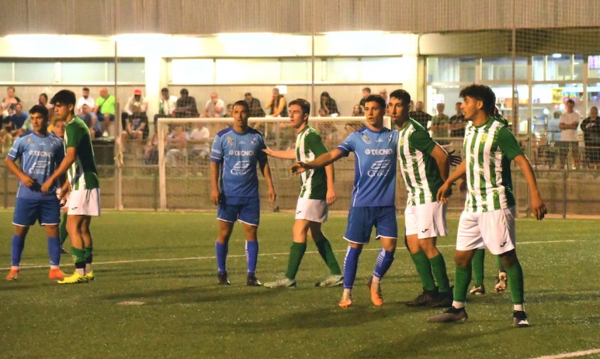 Imatge del partit d'anada entre el Cambrils Unió B i el Borges del Camp CD