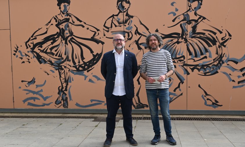 L'alcalde Alfredo Clúa i el regidor d'Educació i Cultura Jordi Barberà han presentat les activitats de dansa, aquest matí al parc del Pinaret