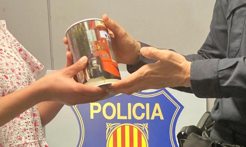 Els Mossos van poder recuperar la guardiola i retornar-la a la víctima del furt