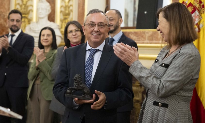 Josep Capella va rebre el reconeixement ahir al matí al Congrés dels Diputats