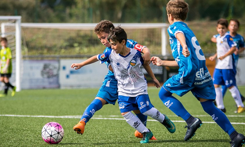 Partit del benjamí B contra la Canonja