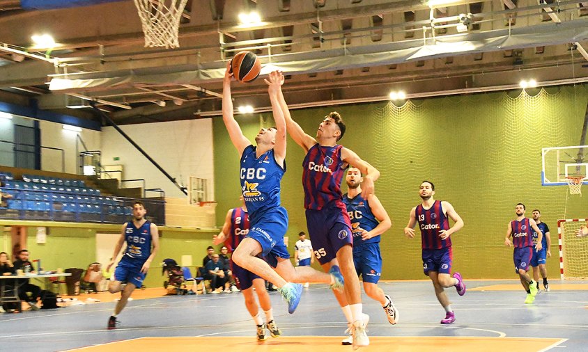 El CB Cambrils es va imposar al CB Alcover en el partit disputat ahir al matí al Palau Municipal d'Esports