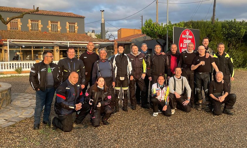 El grup de motards que va participar a la Sortida MGMotosport Cambrils