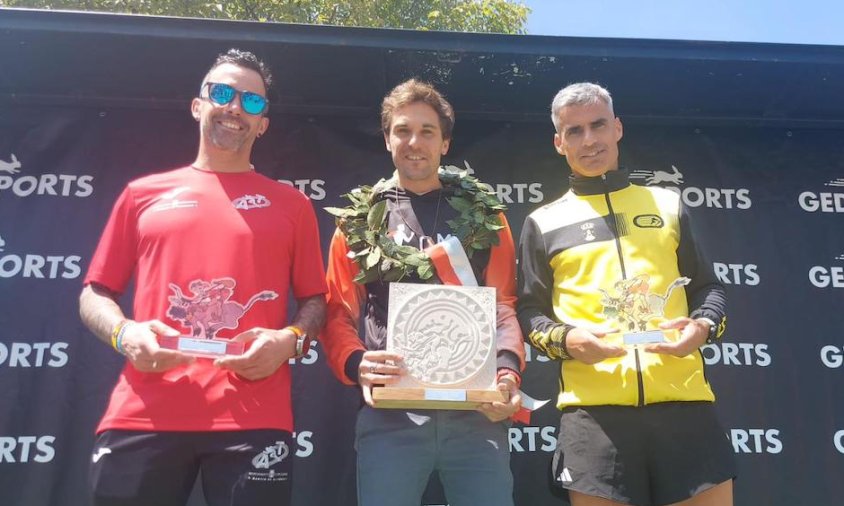 Óscar Martínez va quedar primer en la prova de la marató de Los 10.000 del Soplao