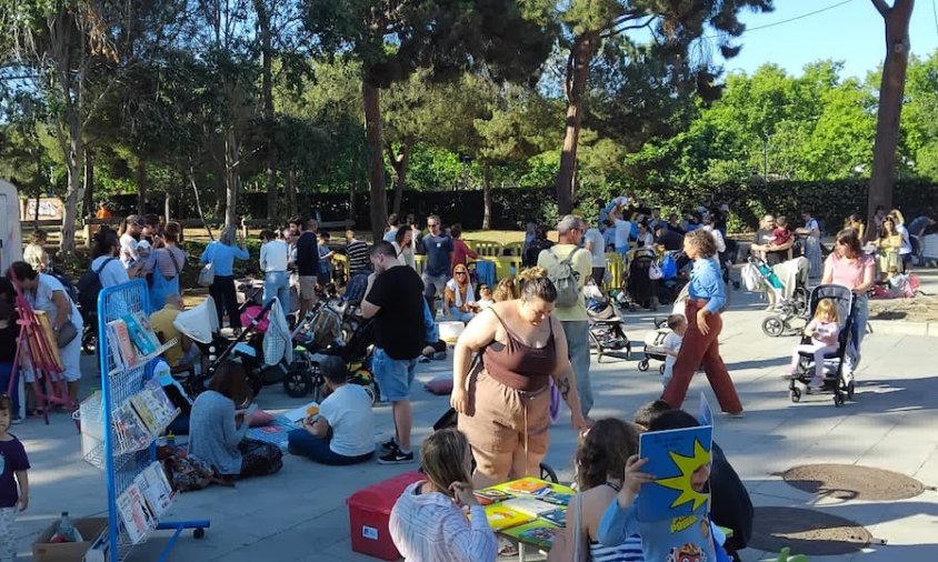 Imatge de la tarda lúdica al parc del Pinaret dins de les II Jornades per la Petita Infància de Cambrils