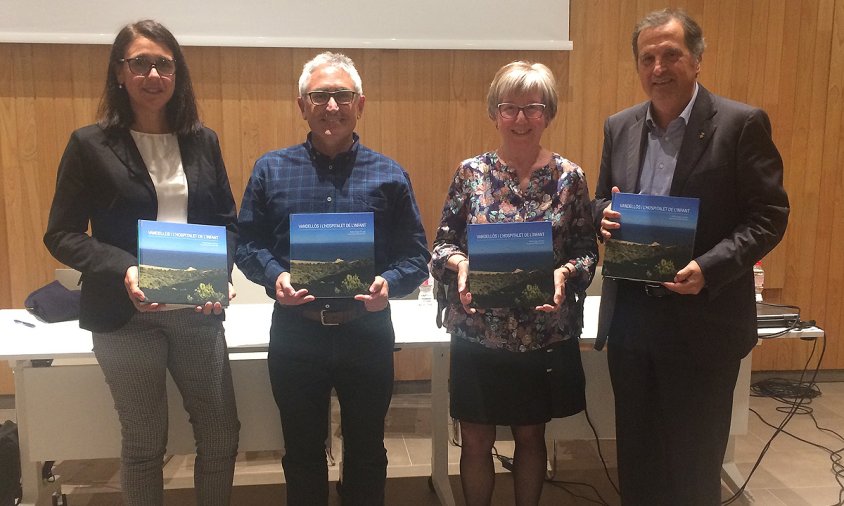 La presentació va anar a càrrec de l'alcalde, Alfons Garcia; de la regidora de Cultura i Patrimoni, Núria Ortiz i dels autors de l'obra: Rafael López Monné i Joaquima Nolla.