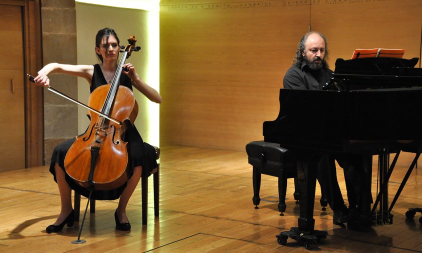 Àngela Guillén i Marc Torres, en el concert de la Cripta d'aquest passat diumenge