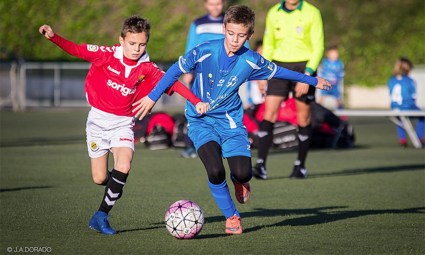 Imatge d'un dels partits del torneig que va enfrontar al Cambrils Unió i al Nàstic de Tarragona