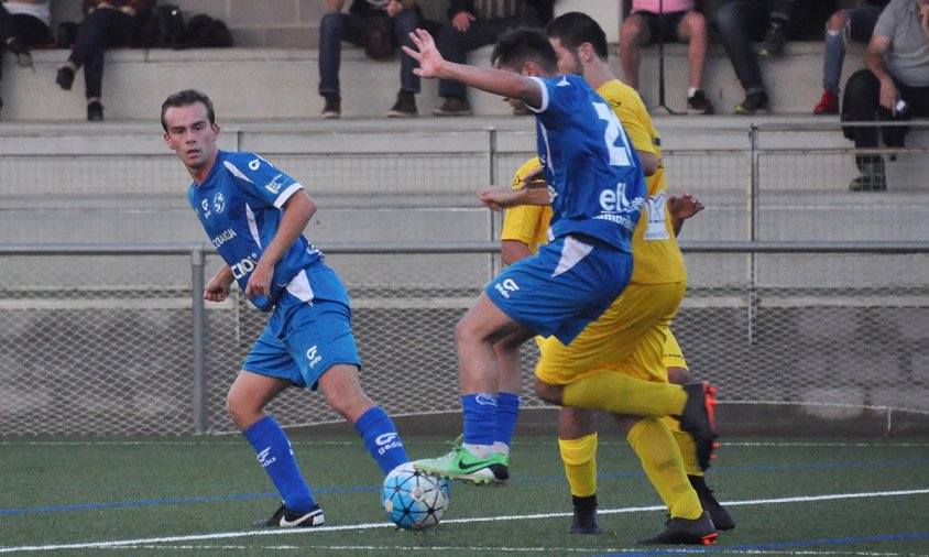 Matthew, al centre de la imatge, en un partit d'aquesta temporada