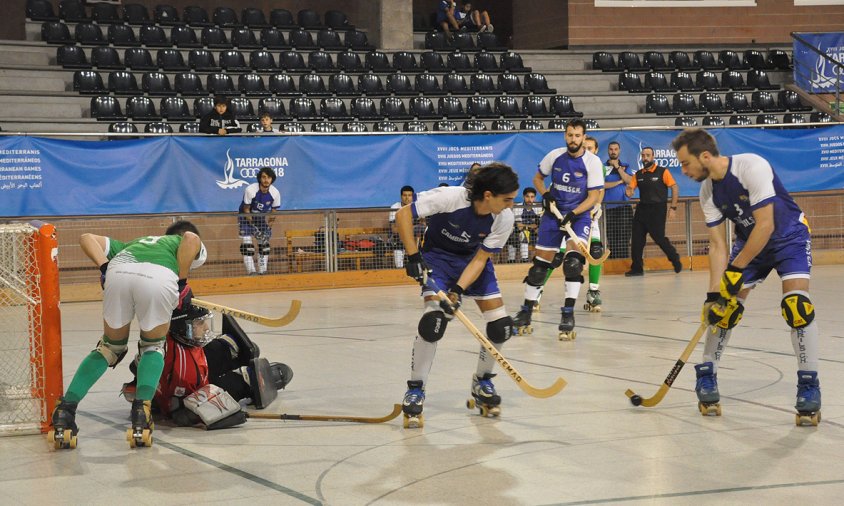 Imatge del partit de la primera volta entre el Cambrils CH i el Casal l'Espluga, disputat el passat mes d'octubre