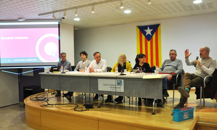 Els set primers de la llista de Primàries Cambrils, ahir, a la presentació de la candidatura