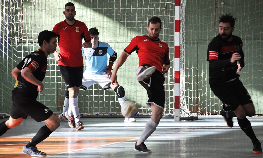 El Laguna es va imposar al Vila-rodona per un ajustat 3 a 2 en el marcador