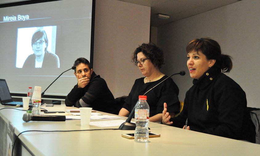 David Castellví, Neus Càrdenas i Bea Talegón, ahir, a la presentació del llibre "Llibertat d'excepció"
